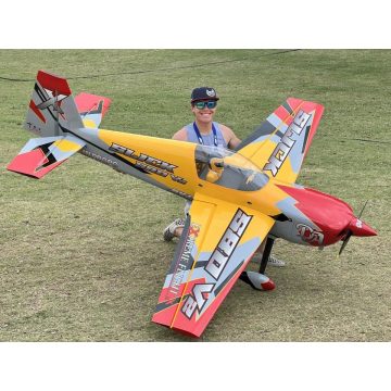  Extreme Flight Sick 580 105,5" V2, Sárga/Piros/Szürke ARF Szett.