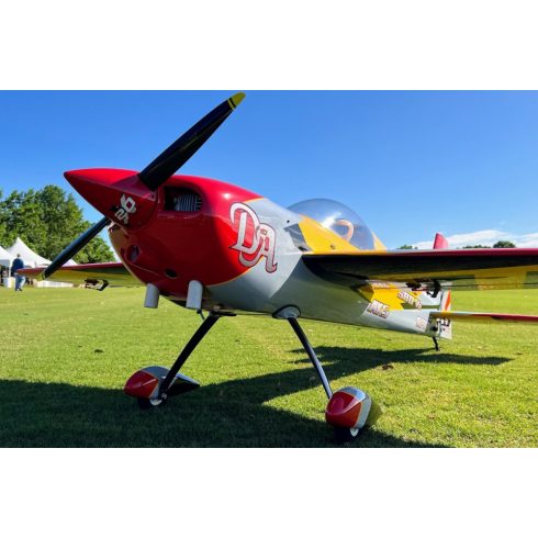 Extreme Flight Sick 580 105,5" V2, Sárga/Piros/Szürke ARF Szett.